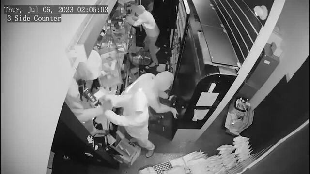 Vape store hit by ram raid - New Zealand News - NZ Herald