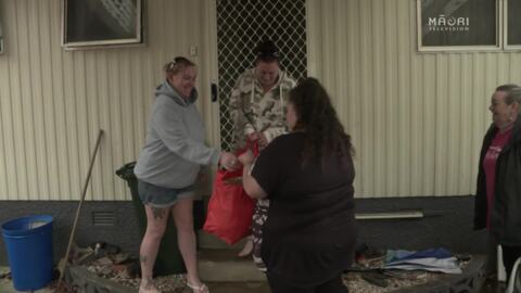 Video for Ngāpuhi Iwi Social Services make their final food parcel deliveries