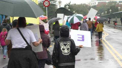 Video for &quot;NZ nurses deserve more&quot; - Thousands protest in streets