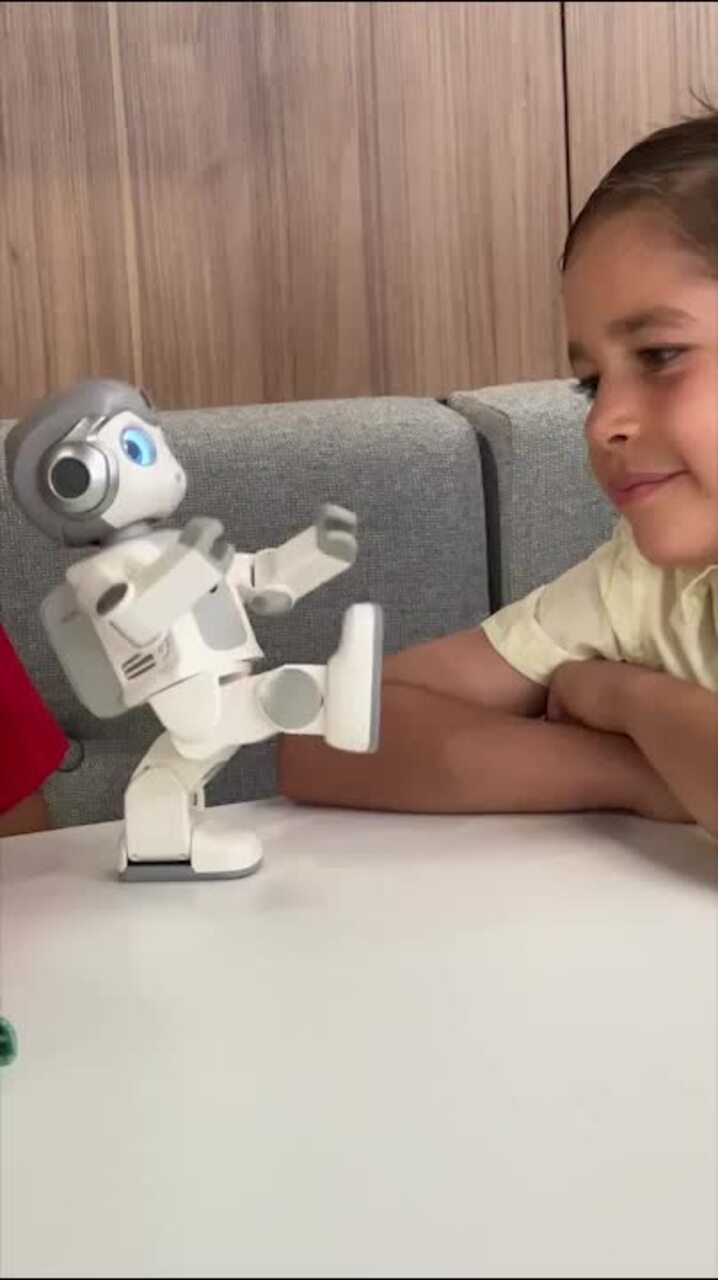 Future Victoria: How robots are being used to help kids learn STEM
