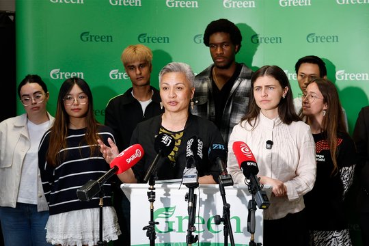 Green Party Proposes Weekly Payments for Student Nurses and Teachers | Integri News