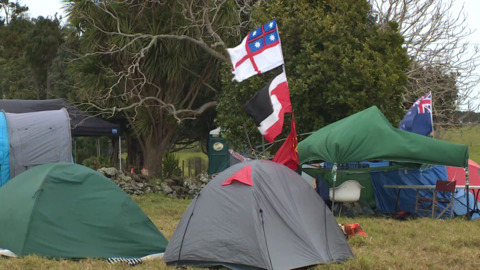 Video for &quot;He has answered our call as a marae&quot;  - Ihumātao prepares for King&#039;s visit