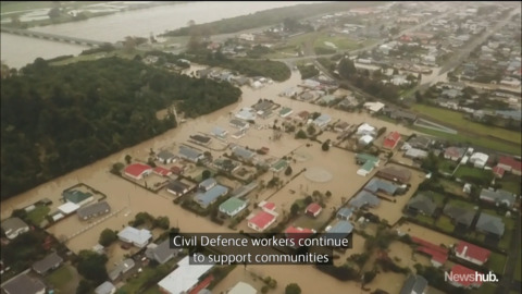 Video for Families return home after major flooding in South Island