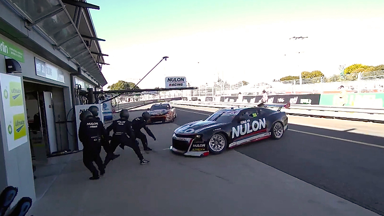 Slade, Le Brocq in pit lane near-miss | Supercars