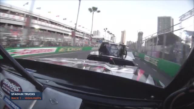 Stadium Super Truck - Race 1 Highlights | Supercars