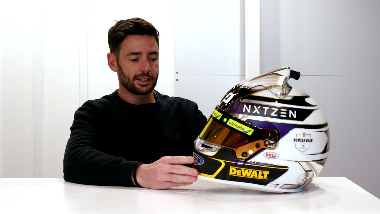 Pye's new bling 'brain bucket' | Supercars