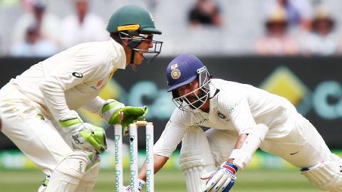 Paine gets chatty behind the stumps Paine gets chatty behind the stumps