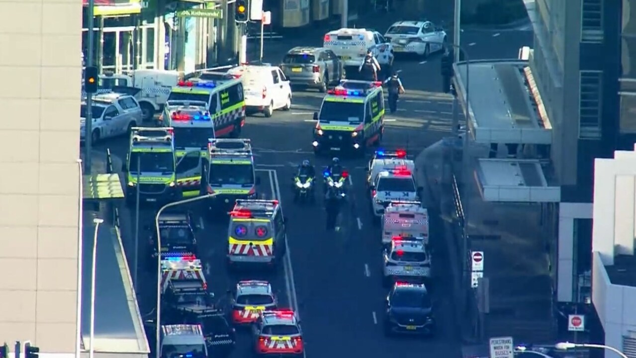 Bondi Junction stabbing, shooting live updates: Multiple people dead; NSW  Police probe terror links