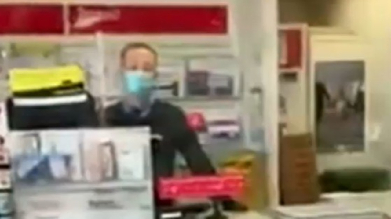 Coronavirus: Bunnings mask rant woman filmed at Australia Post