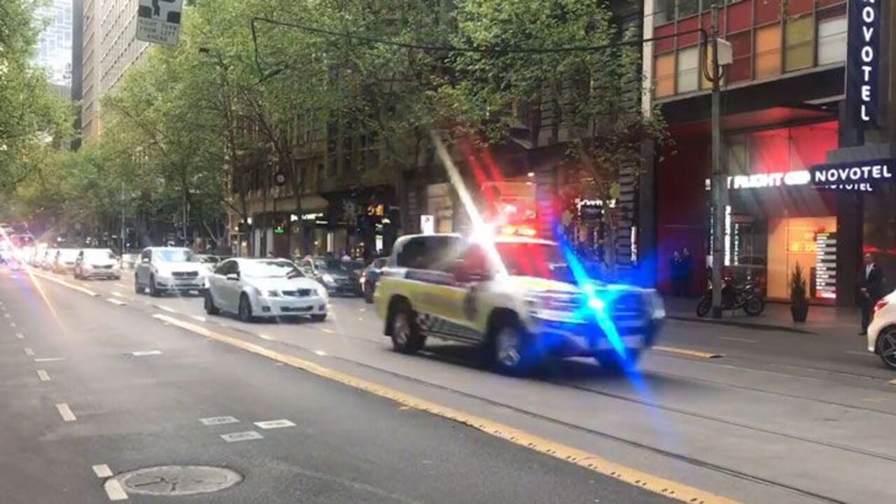 Police motorcade escorts Dutch PM through Melbourne