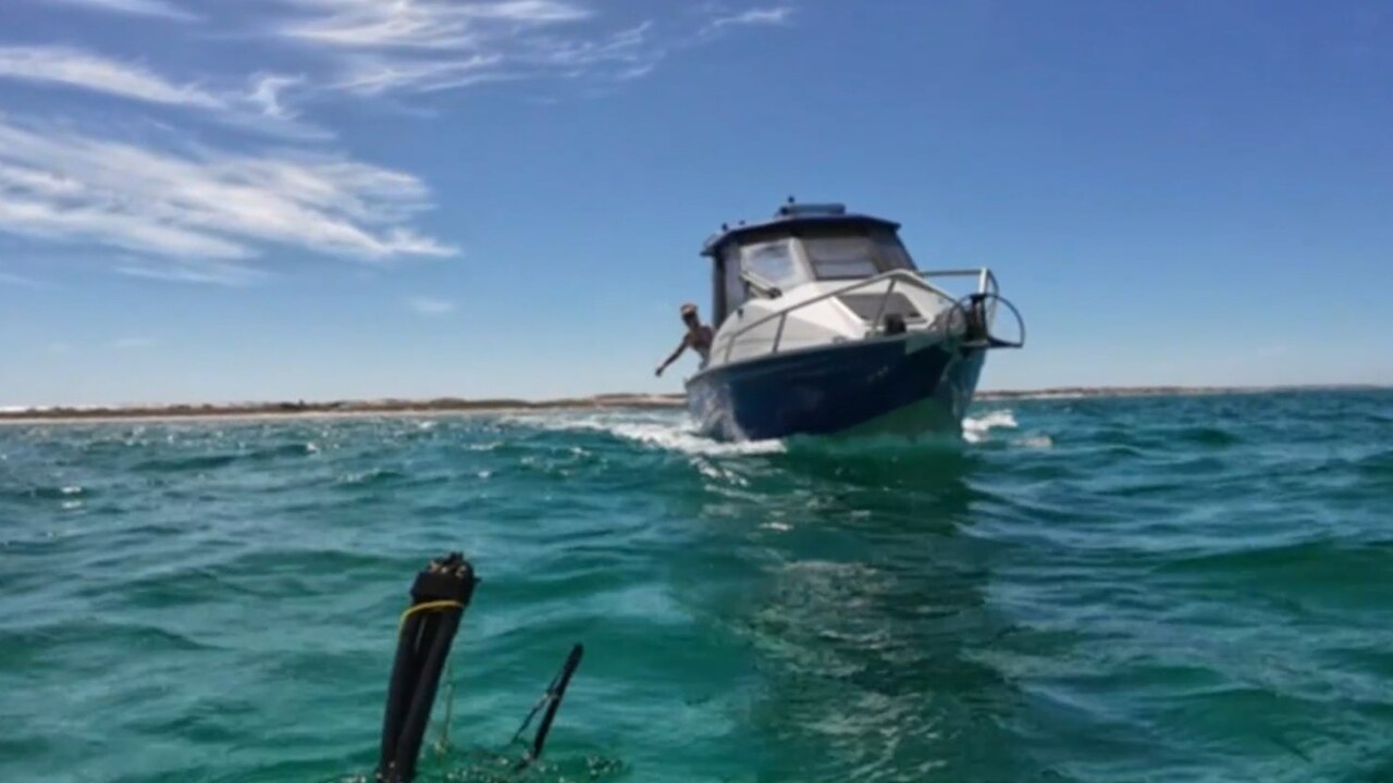 Major mistake causes boat to drift away