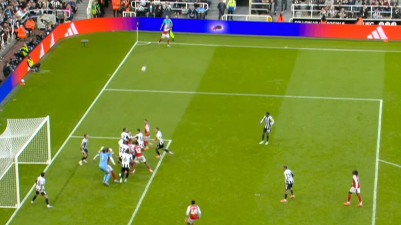 Gabriel grabs dramatic Arsenal winner