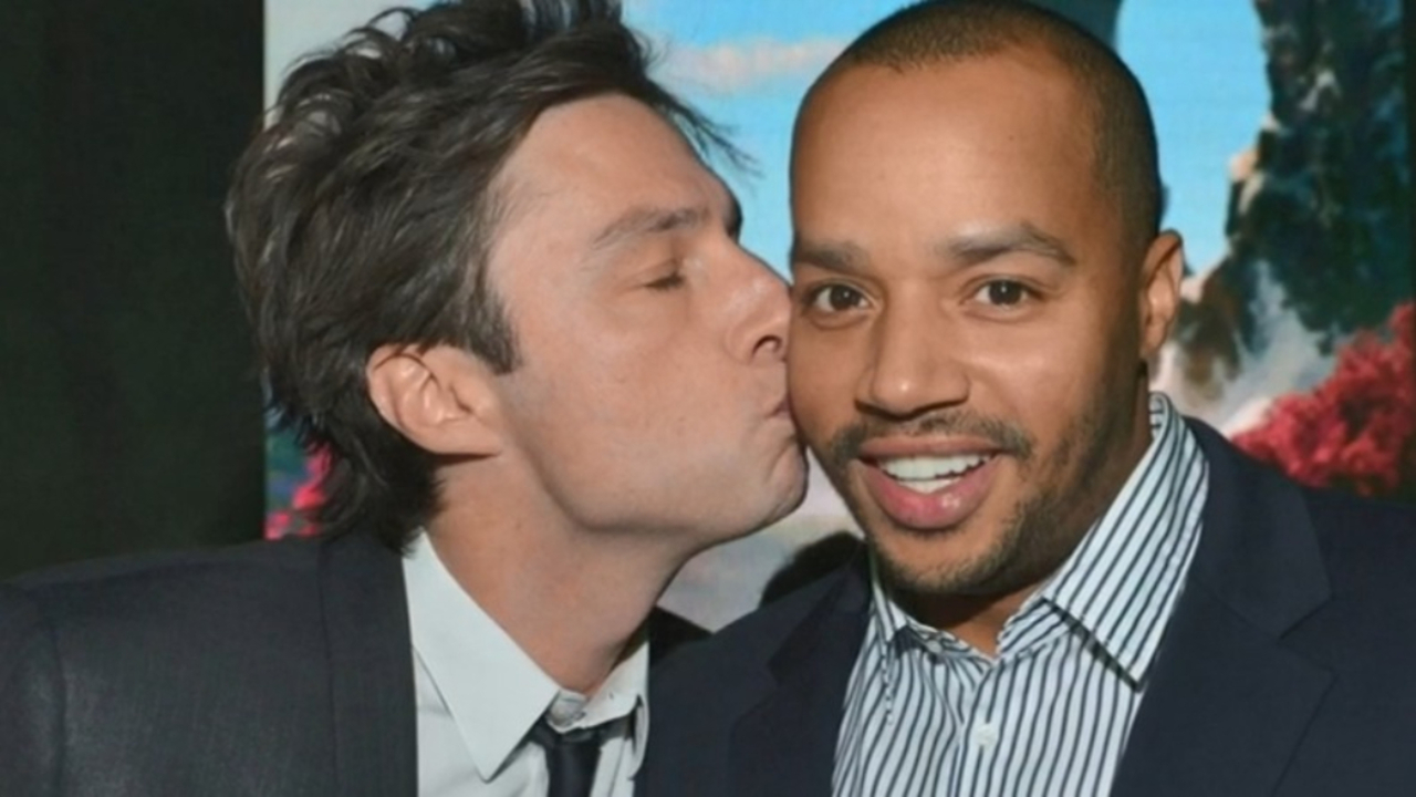 Donald Faison Und Zach Braff Turns Out Legends Of Tomorrow Considered