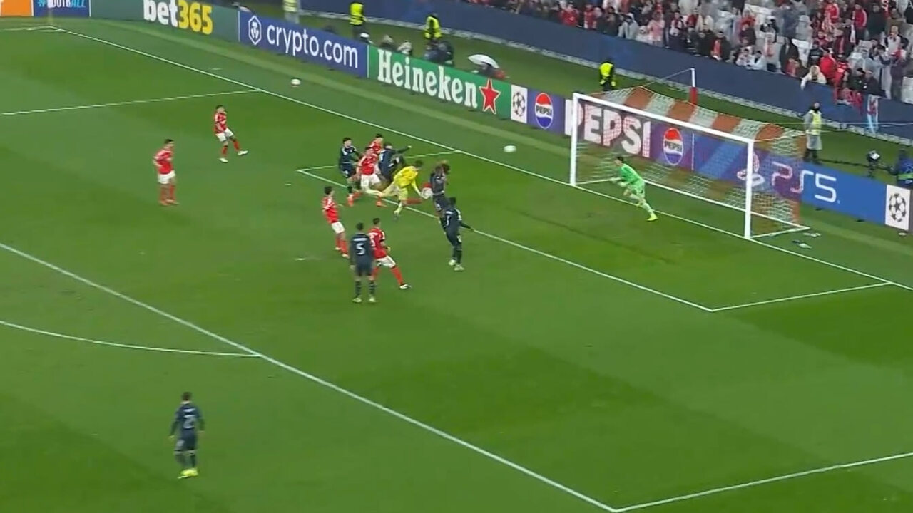 Goalkeeper scores vital Champions League goal