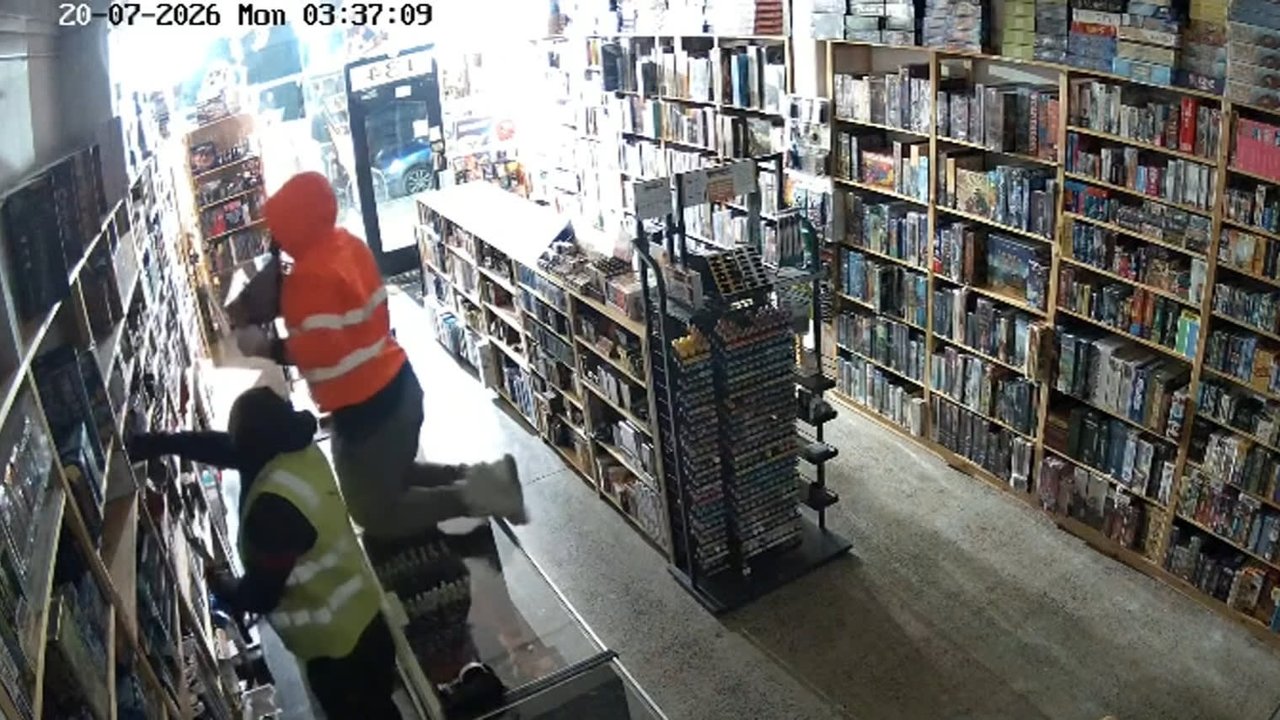 pokemon card thieves Pokmon TCG Cards Stolen in Armed NYC Robbery Pokemon card thieves raid Melbourne