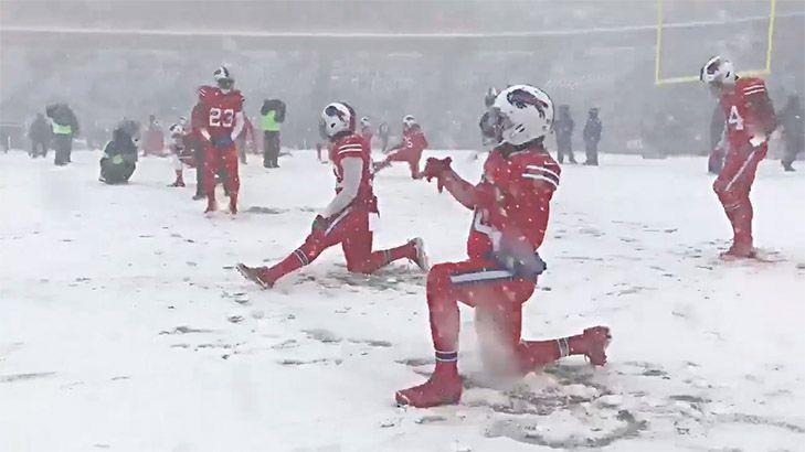 Buffalo Bills beat Indianapolis Colts 13-7 in overtime in snow game