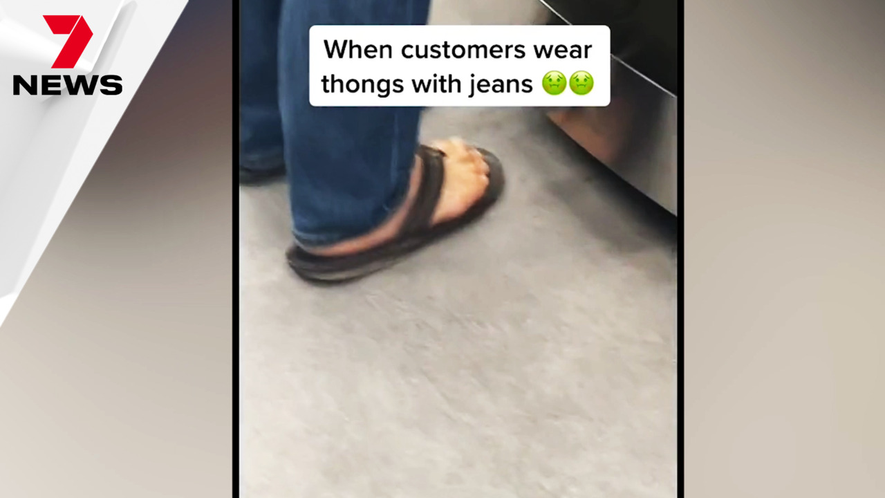 Woolworths supermarket customer's 'thong and jeans' combination prompts  disgusted reaction from Woolies employee