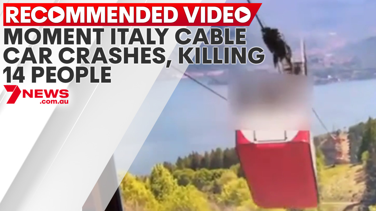 Moment Italy cable car crashes, killing 14 people