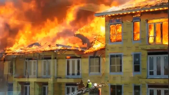 Worker's amazing escape from fire Gold Coast Bulletin