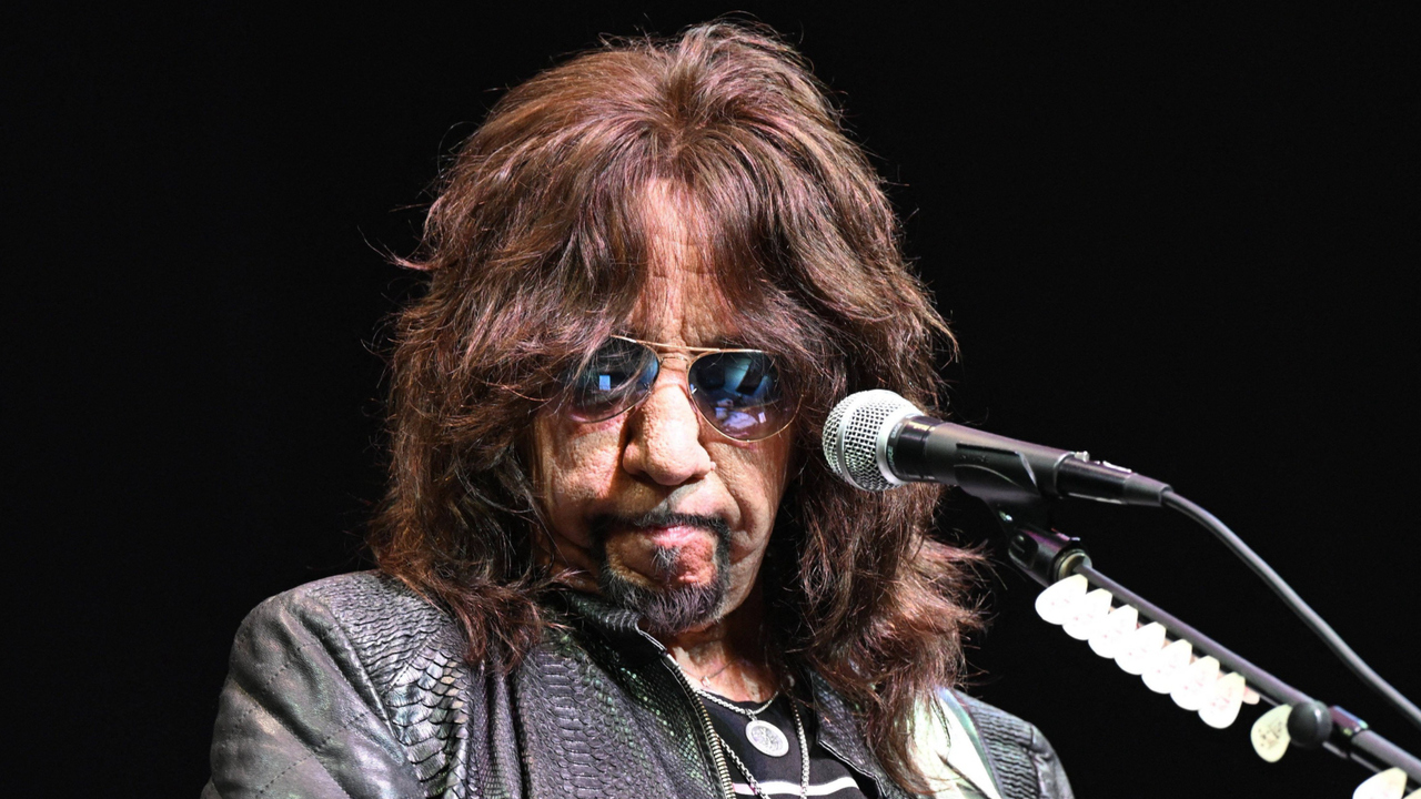 Kiss guitarist Ace Frehley dead at 74 | The Cairns Post