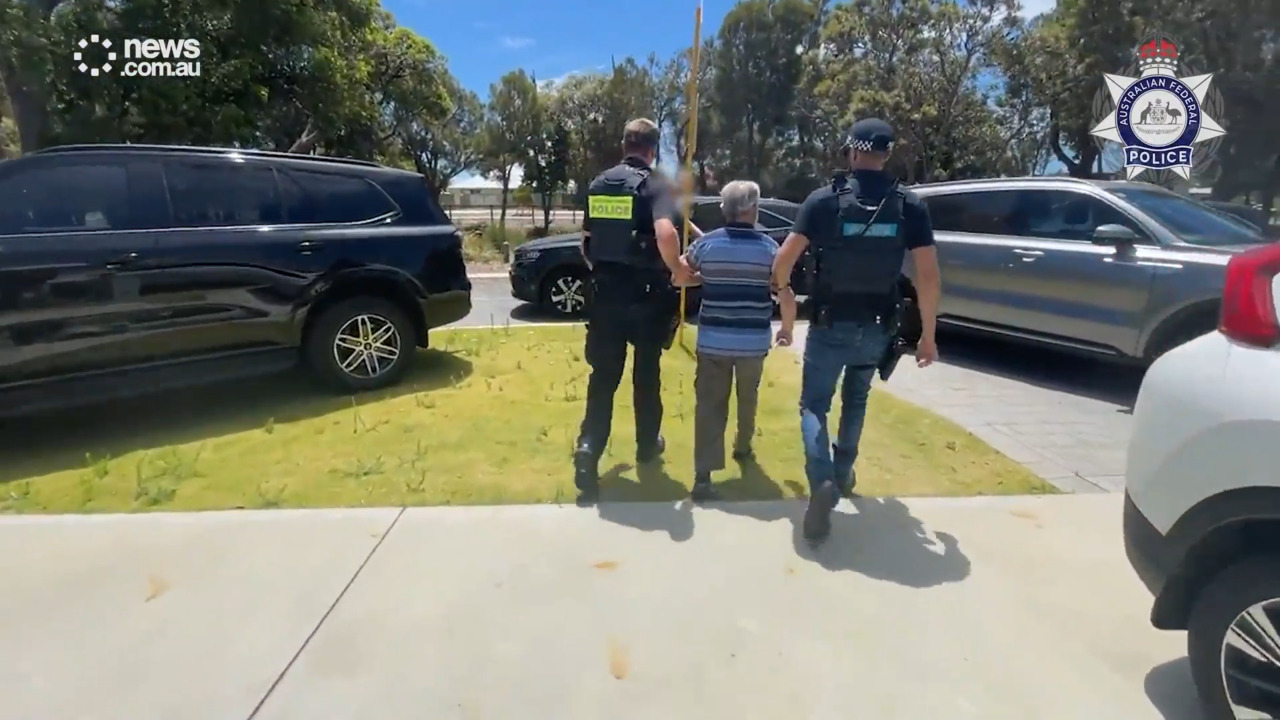 wa police tobacco compliance checks $1m cash, 5 tonnes of tobacco found in properties of WA family