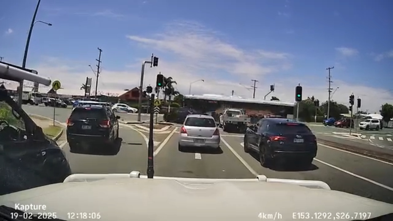Drivers Run Over Red Light Intersection What Happens If You Run A