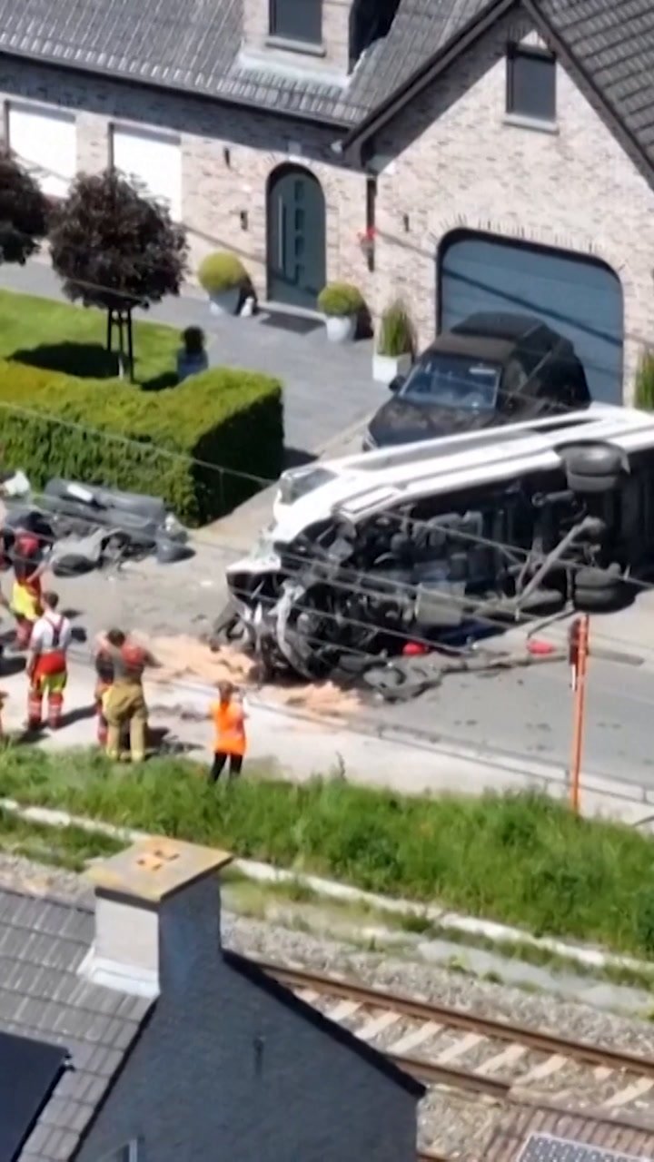 Train Collision With School Bus Leaves Four Dead | news.com.au ...