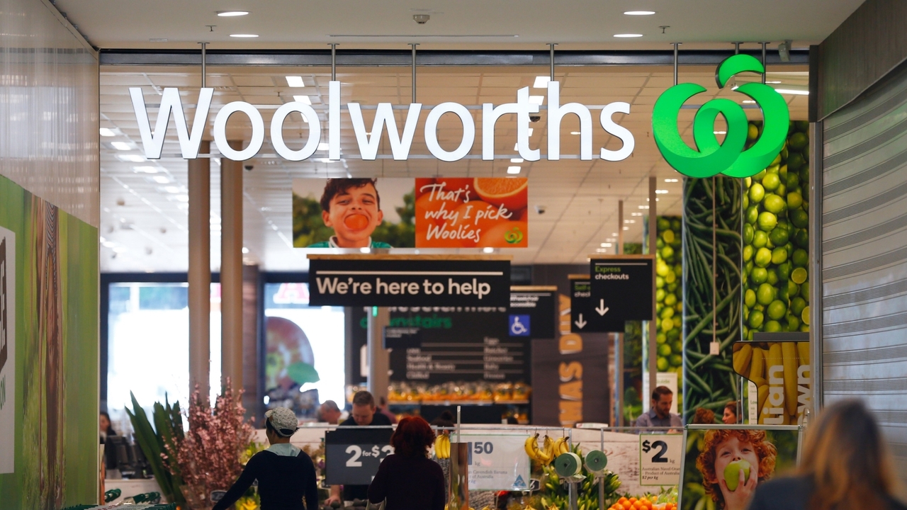'Advocates of leaner business': Woolworths under pressure to dump