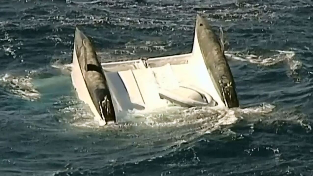 catamaran boat crash
