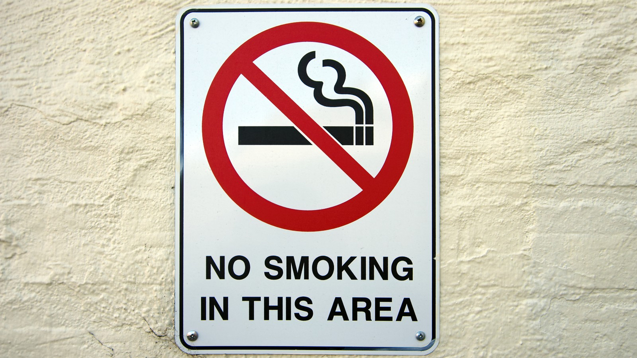 can you carry cigarettes in flight Can You Bring Cigarettes on a Plane? Simple Tips for Travelers