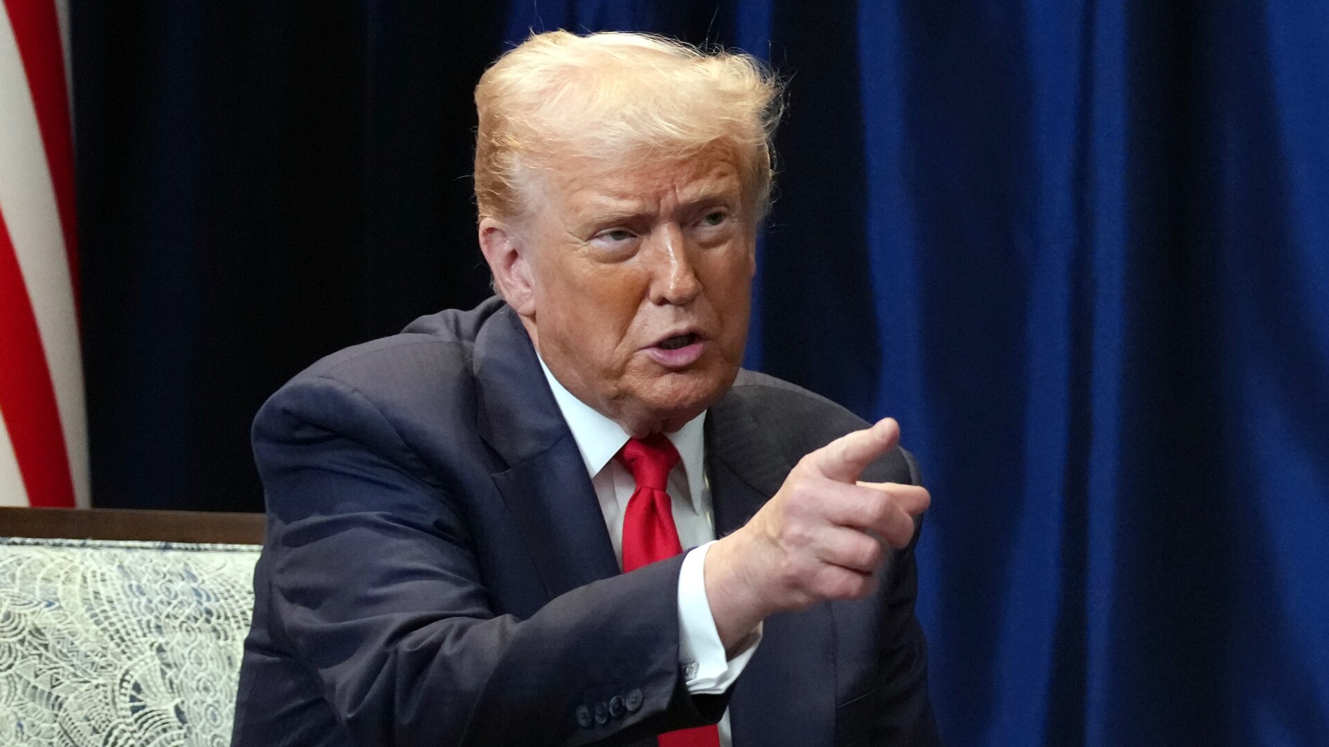 Donald Trump urges Senate to use 'nuclear option' to end US shutdown | The  Australian