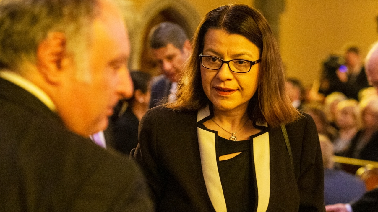 Vic health minister 'doesn't need to apologise' over ...