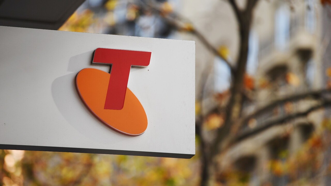 Telstra (ASX: TLS) falls to three-year low as it cuts jobs and faces