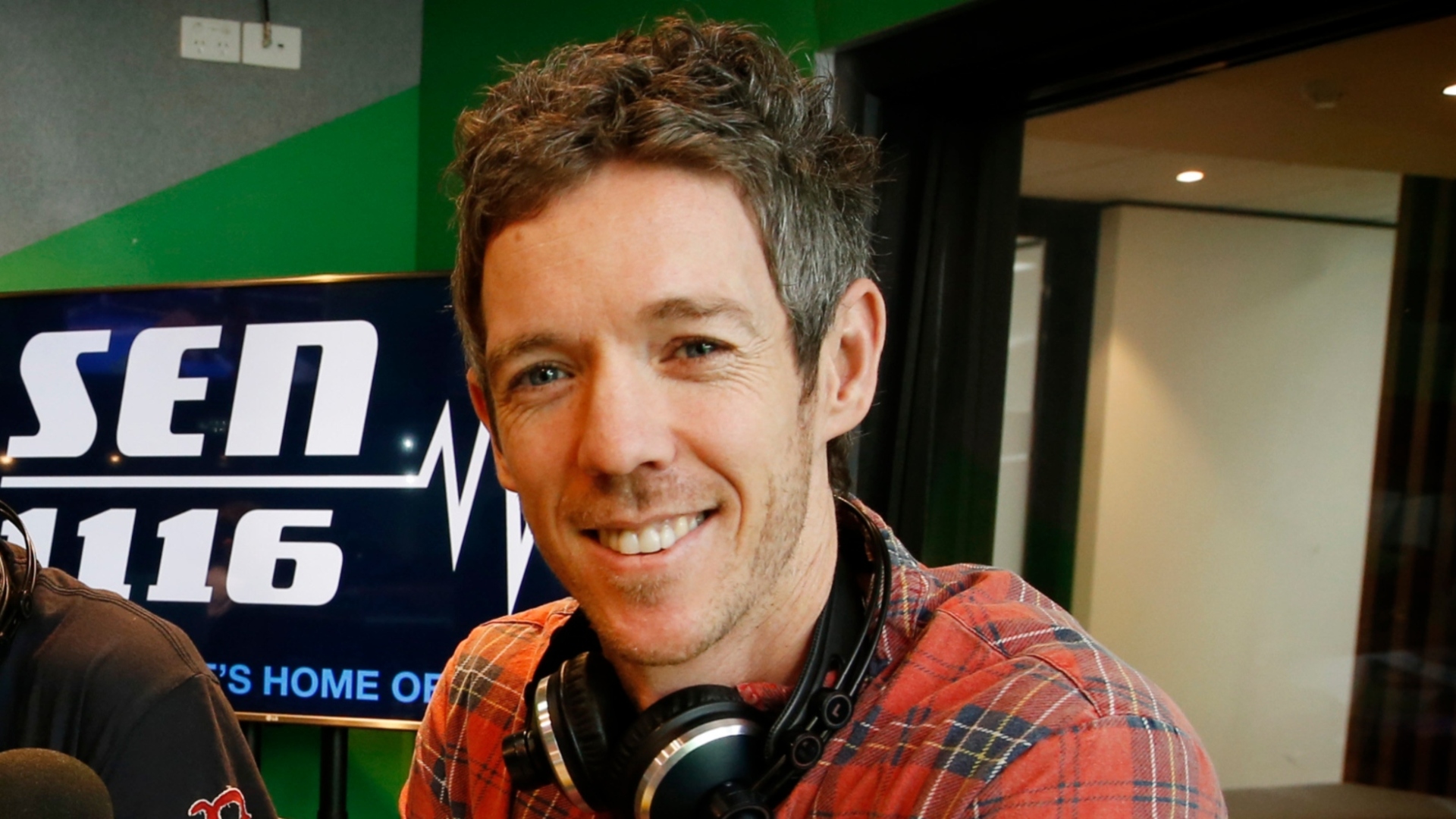 Woke footy player turned ABC radio host issues grovelling apology