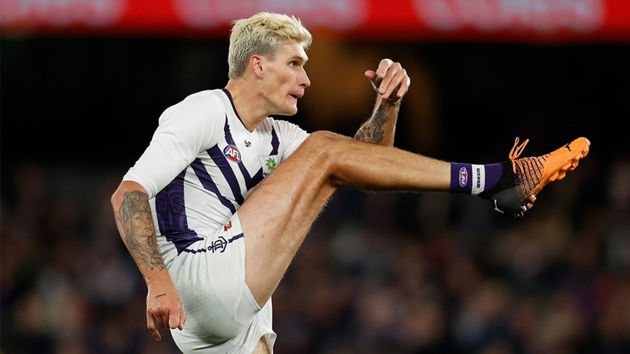 Fremantle Dockers midfielder Darcy Tucker signs two-year contract extension  until 2023 and eyes wing spot