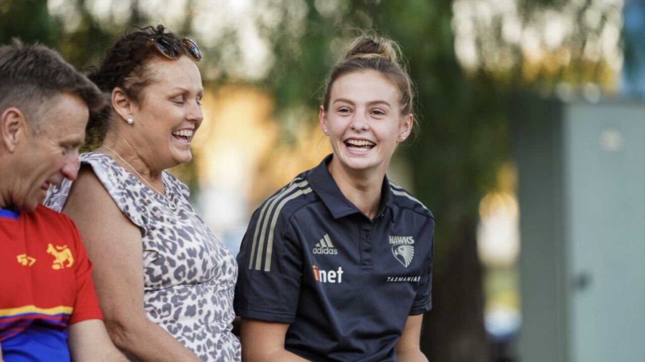 Hawks Locke in third AFLW recruit