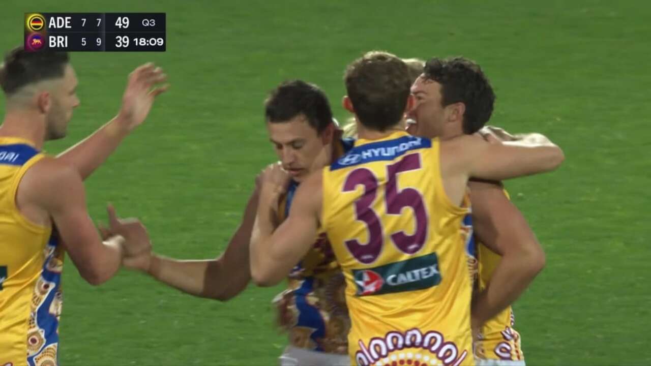 Hughy Nails a Big Snap