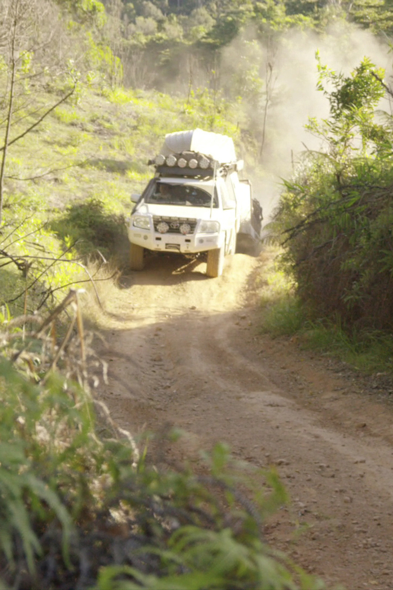 s01e01 | A DIFF-icult Start