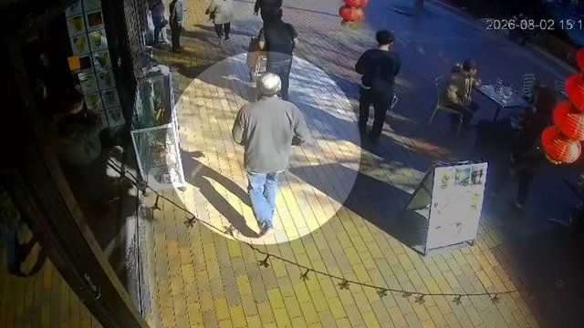 Shop worker injured during robbery in Melbourne's west