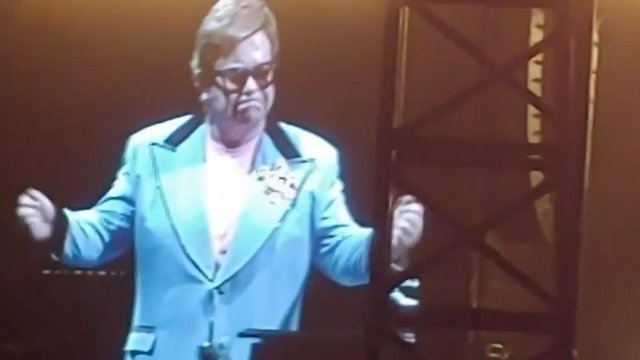 Elton John Dua Lipa Reach No 1 With Cold Heart Bigtop40