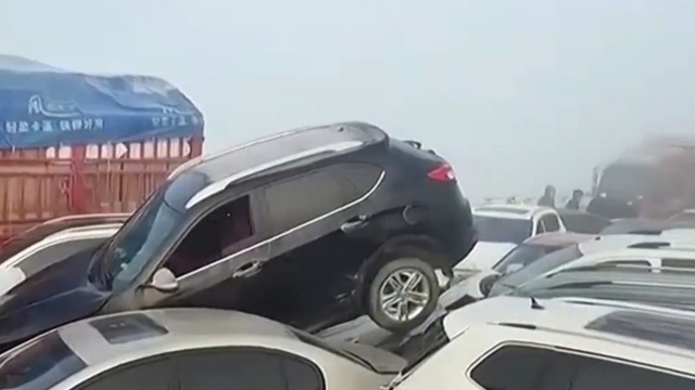 Nearly 300-car pileup on foggy Chinese bridge leaves one dead