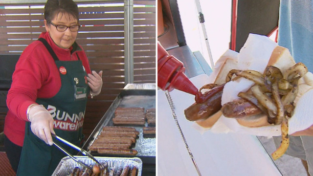Man reveals where to find the best Bunnings snag in Australia