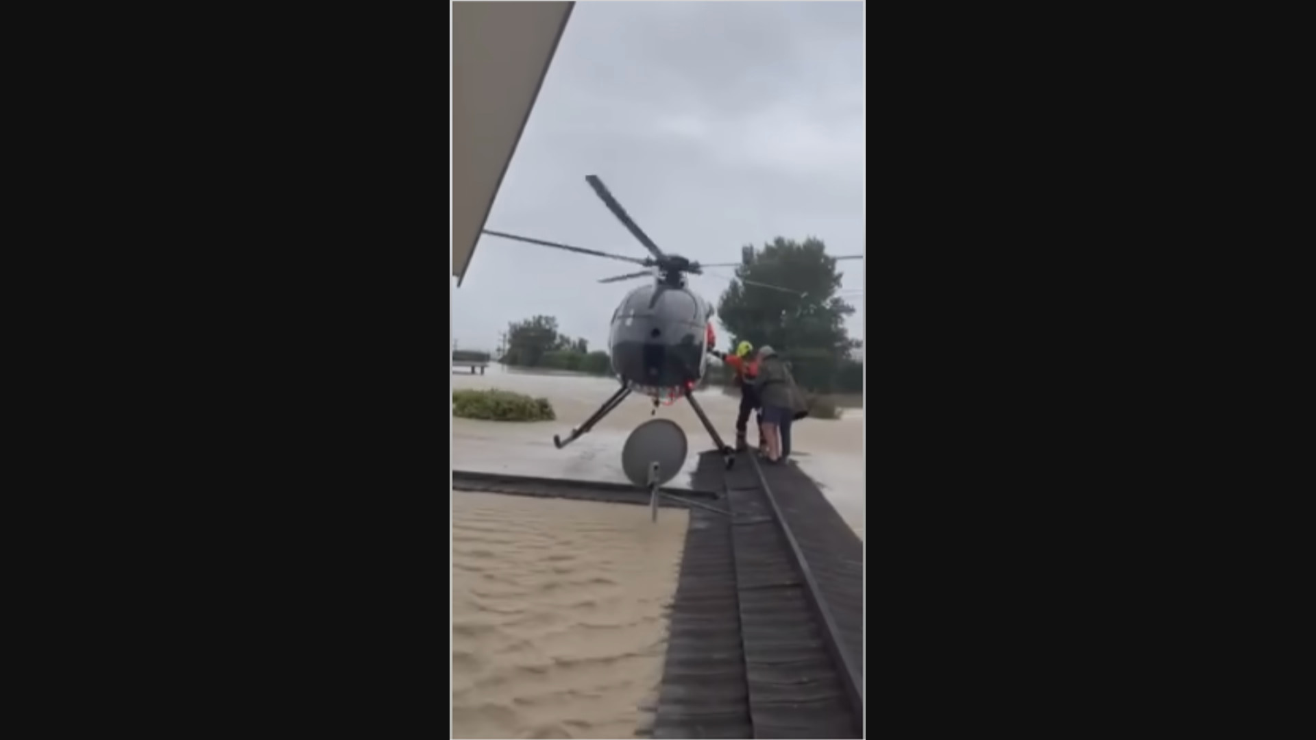 Watch: Daring helicopter rescue in Hawke's Bay